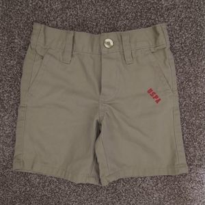 U.S. Polo Assassin 18 M Boys Tan Shorts